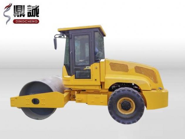 點擊查看詳細信息<br>標題：6噸單鋼輪振動壓路機 閱讀次數：11208
